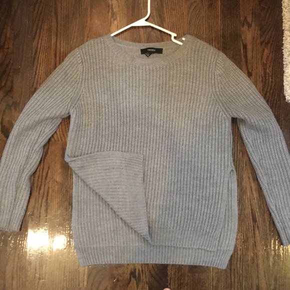 Gray knit sweater - Picture 2 of 5